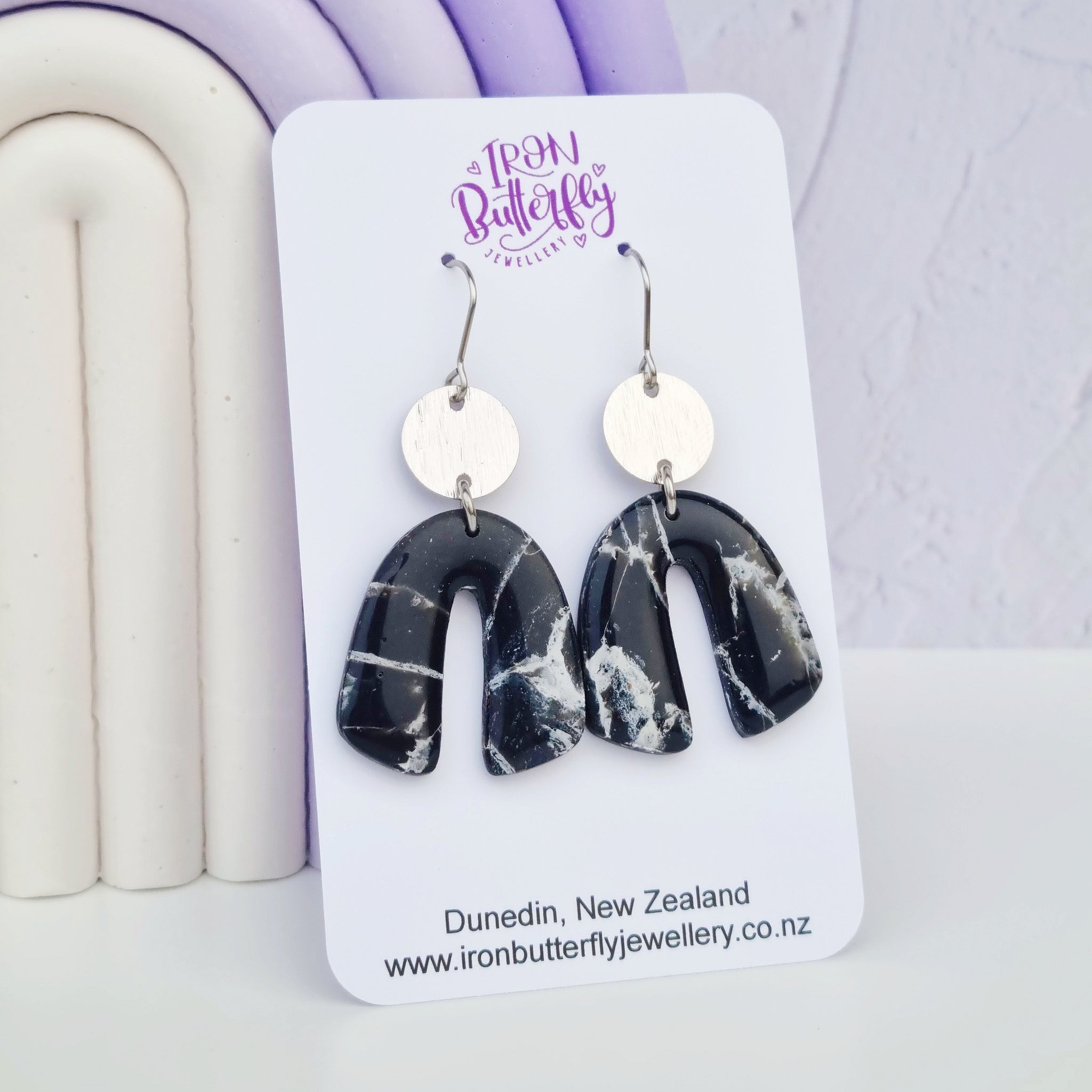 Luna - Black Marble - Small