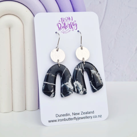 Luna - Black Marble - Small